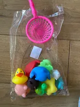 Juguetes flotantes de goma suave para nadar, 10 Uds., animales bonitos de colores, sonido al estrujar, juguetes para bebés