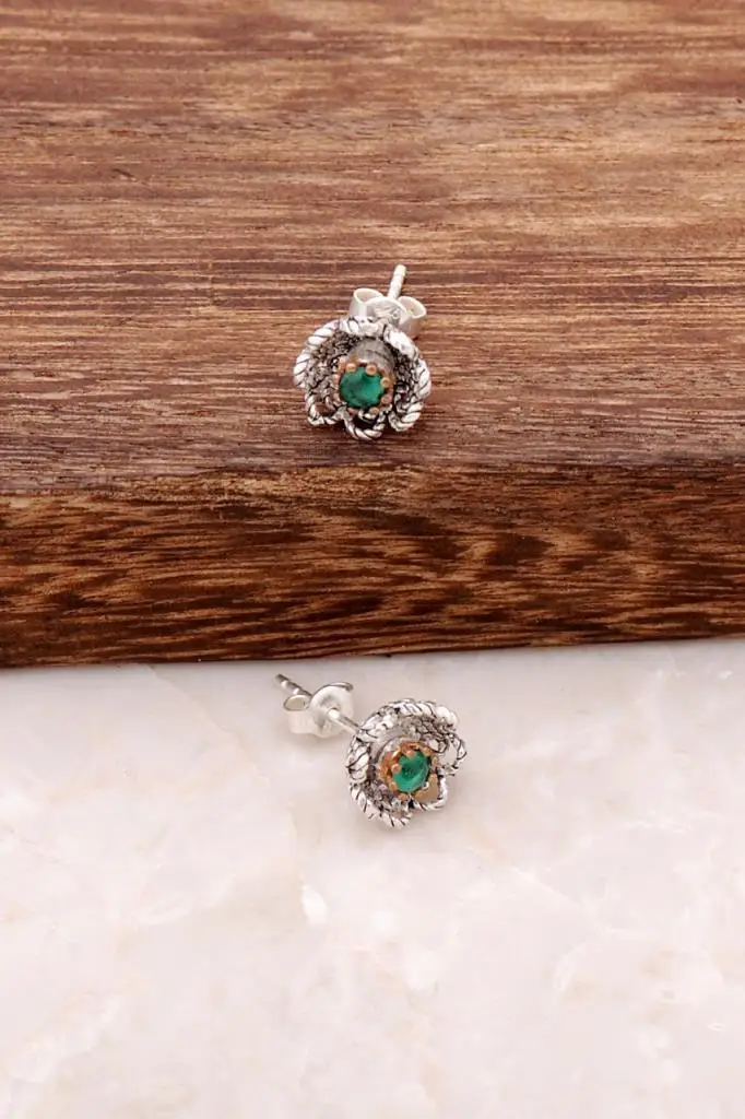 

Silver Filigree Mini Earrings with Root Emerald Stone 482 High Quality Hand Made Original Filigree Silver Jewellery Gift