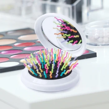 

Foldable Detangling Brush with Mirror 145411