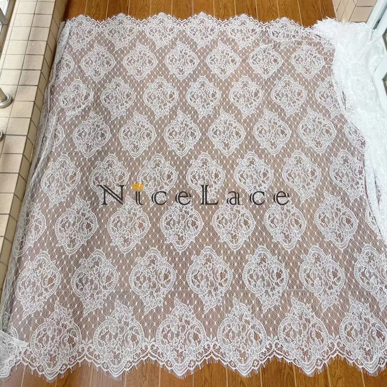 

Nicelace Women Fashion Chantilly Hoh Lace Fabric Luxury Soft Material White Color For DIY Handmade Boho Style Wedding Dresses