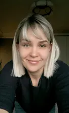 AISI belleza pelucas sintéticas Rubio degradado corto recto Bob pelucas con flequillo para las mujeres negro rosa púrpura rojo Natural de cabello pelucas