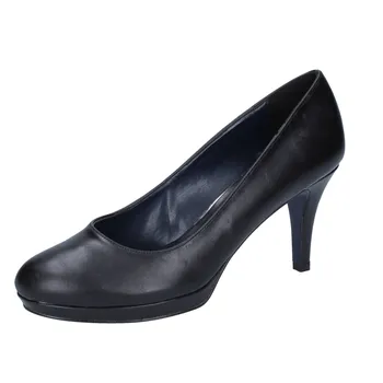 

Shop lots women's pumps leather black