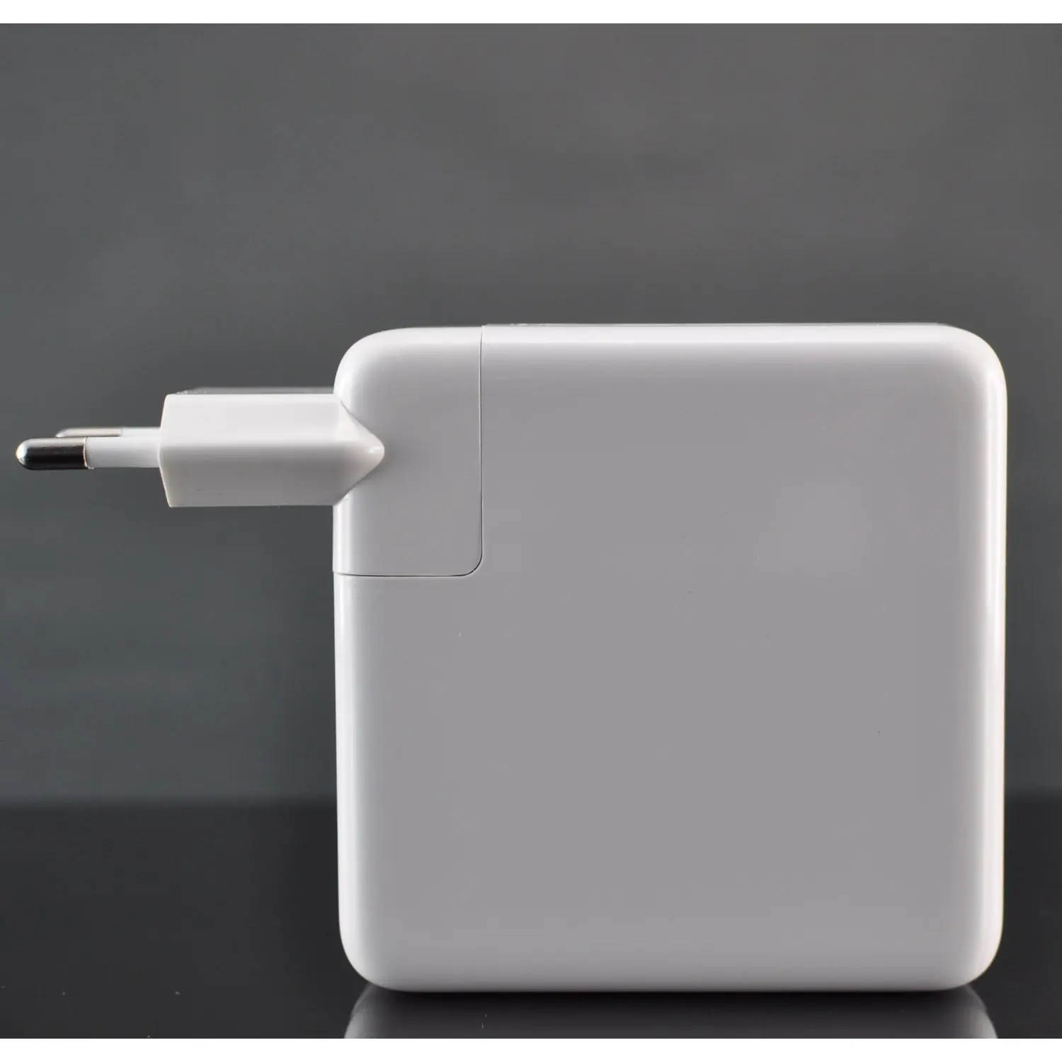 Apple 87W Тип USB-C адаптер питания для MacBook Pro 15 дюймов( или более поздней версии