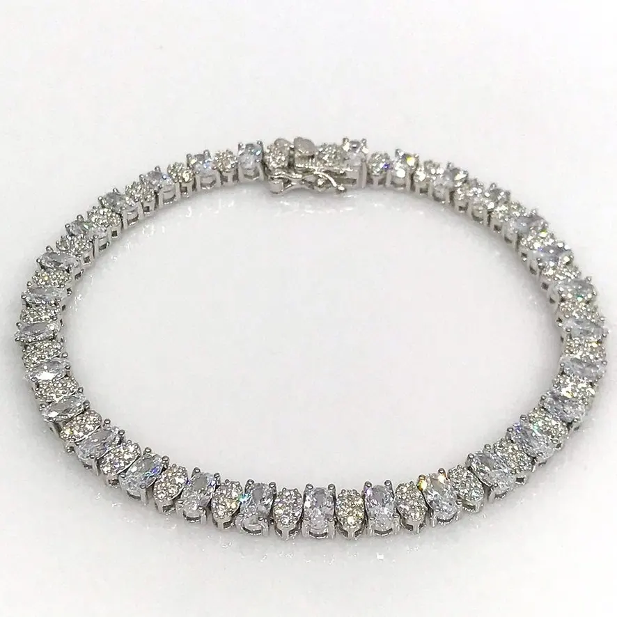 Italian Diamond Work Oval Zircon Watercourse Silver Bracelet