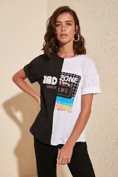 

Trendyol Printed Loose Mould Knitted T-Shirt TWOSS20TS0728
