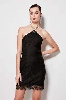 

Trendyol Accessory Detailed Dress TPRSS20EL0228