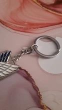 Ataque Anime En Titán Shingeki No Kyojin Llavero Cosplay Wings of Liberty llavero Llaveros Llaveros Anillos Titular de Esmalte Blanco