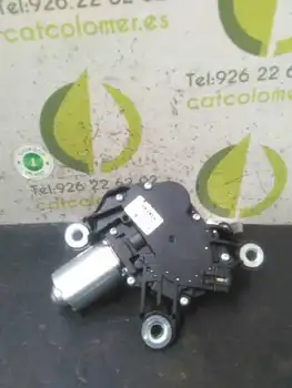 

13105981 0390201591 engine Clean Rear Opel Astra H Sedan 1.9 16v Cdti