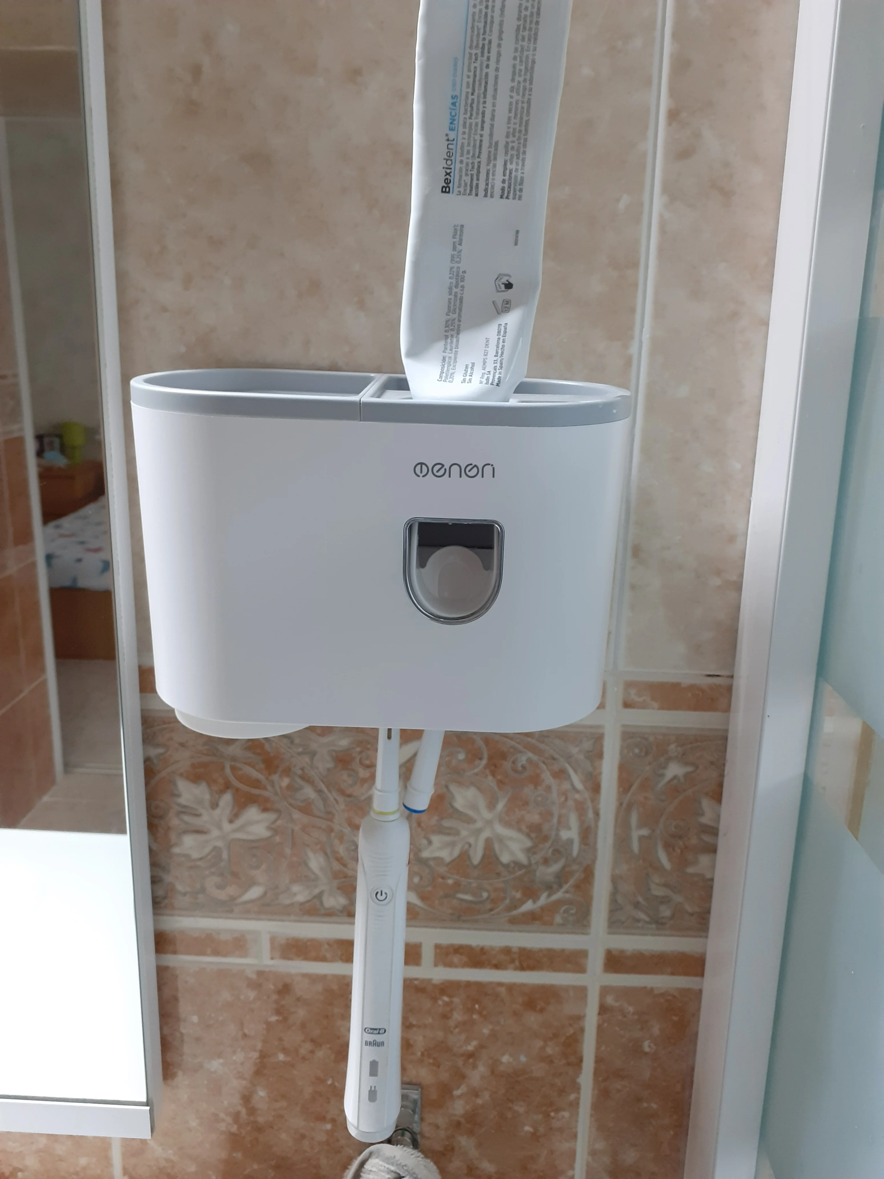 Hands Free Toothpaste Dispenser With Storage photo review