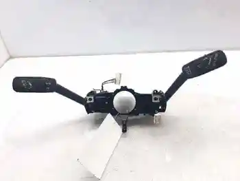 

5Q0953521K steering wheel knob VOLKSWAGEN GOLF VII SPORTSVAN