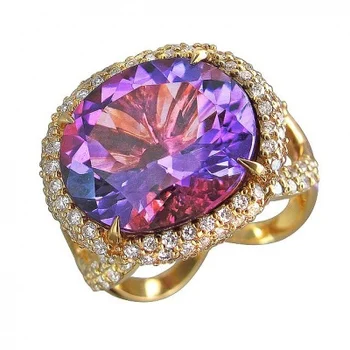 

Esthete ring with amethyst and diamonds in 750 Yellow Gold