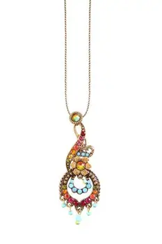 

Nola necklace 05