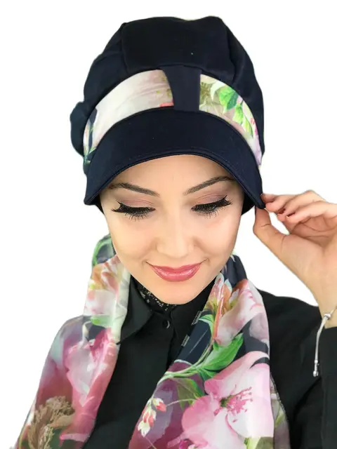 ⁦כיסוי ראש טורבן כבע מצנפת לנשים, אופנתי מקשה אחת עם סרט קשירה פרחוני, בצבע כחול כהה NAVY⁩ – תמונה ⁦5⁩