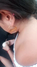 personalizad pendientes de acero inoxidable mujer Pendientes de aro con colgante de nombre personalizado para mujer, aretes de gota para mujer, placa con nombre de acero inoxidable, regalo de joyería para mujer