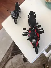 1:12 Maisto Suzuki V-Storm Red Diecast Motorcycle
