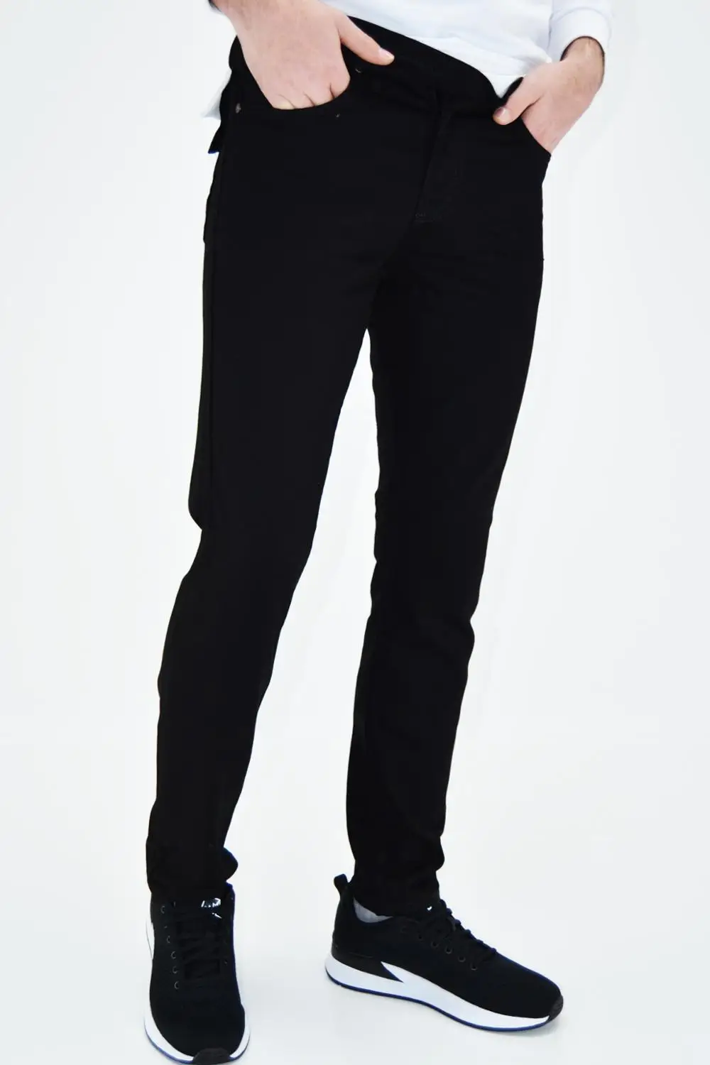 black lycra jeans