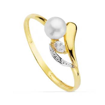 

Gold ring two-tone 18k width 1.5mm. Pearl 4.5mm. Cubic zirconia first communion girl