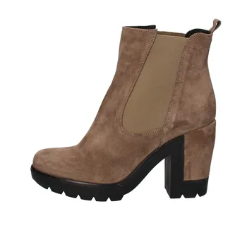 

Angel BERVICATO ankle boots women suede beige