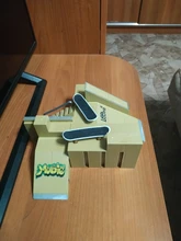 Mini Tabla de Patinaje con los dedos de aleación, juguetes de combinación monopatín para niños, pista de rampa, juego de juguetes educativos para niños, regalos de cumpleaños