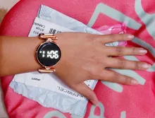 Relojes magnéticos digitales de lujo para mujer, de acero inoxidable, dorado, rosa, LED, de cuarzo, femenino