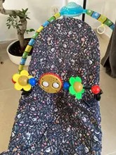 Mecedora a juego para bebé, carrito de muñeca a juego, interruptor, campana de música, soporte de juguetes, torno, asiento de seguridad, juguete colgante de cuna