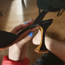 Zapatos de tacón alto con diamantes de imitación para mujer, calzado de seda satinada con punta puntiaguda, sin cordones, para boda, talla grande 41 42