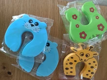 5 unids/lote la protección de la seguridad del bebé lindo Animal Tope de puerta de seguridad de bebé Tarjeta de bloqueo cuidado de recién nacido Niño dedo Protector