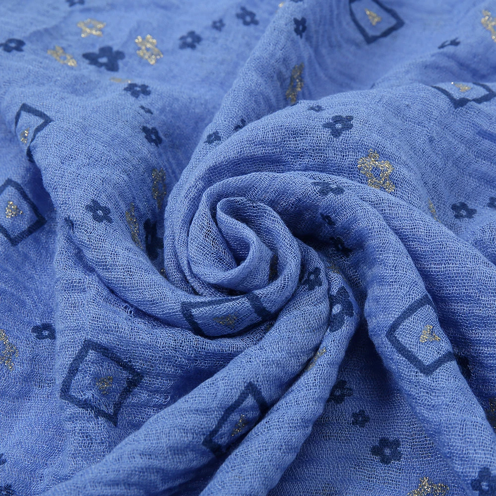 Рисунок 5 - Женский хлопковый шарф со складками