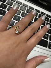 Anillo con 26 letras iniciales para mujer, mosaico de diamantes de imitación brillantes, apertura a la moda, joya para mujer, abalorio, regalo de joyería, 1 ud.