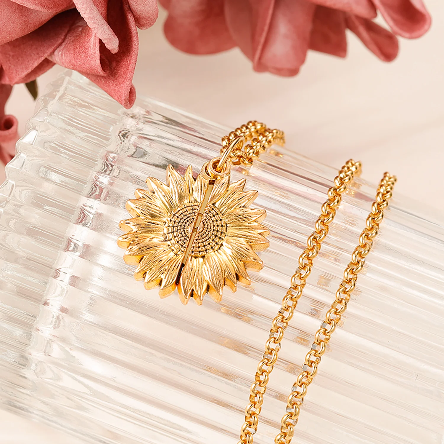 

Customized Name Necklace Open Locket Sunflower Pendant Necklace Boho Jewelry Friendship Bff Letter Necklace Mother's Day Gift