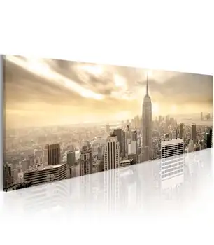 

Cuadro - New York City among the clouds