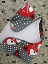 Baberos triangulares para bebé, pechera de algodón con dibujos animados para niño, baberos para recién nacido, toallitas de tela absorbente