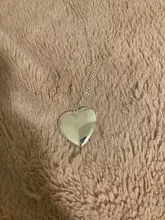 Diseño único tallado corazón-marco de fotos con forma colgante con abalorio, collares de medallón ajustables, joyería conmemorativa para hombres y mujeres