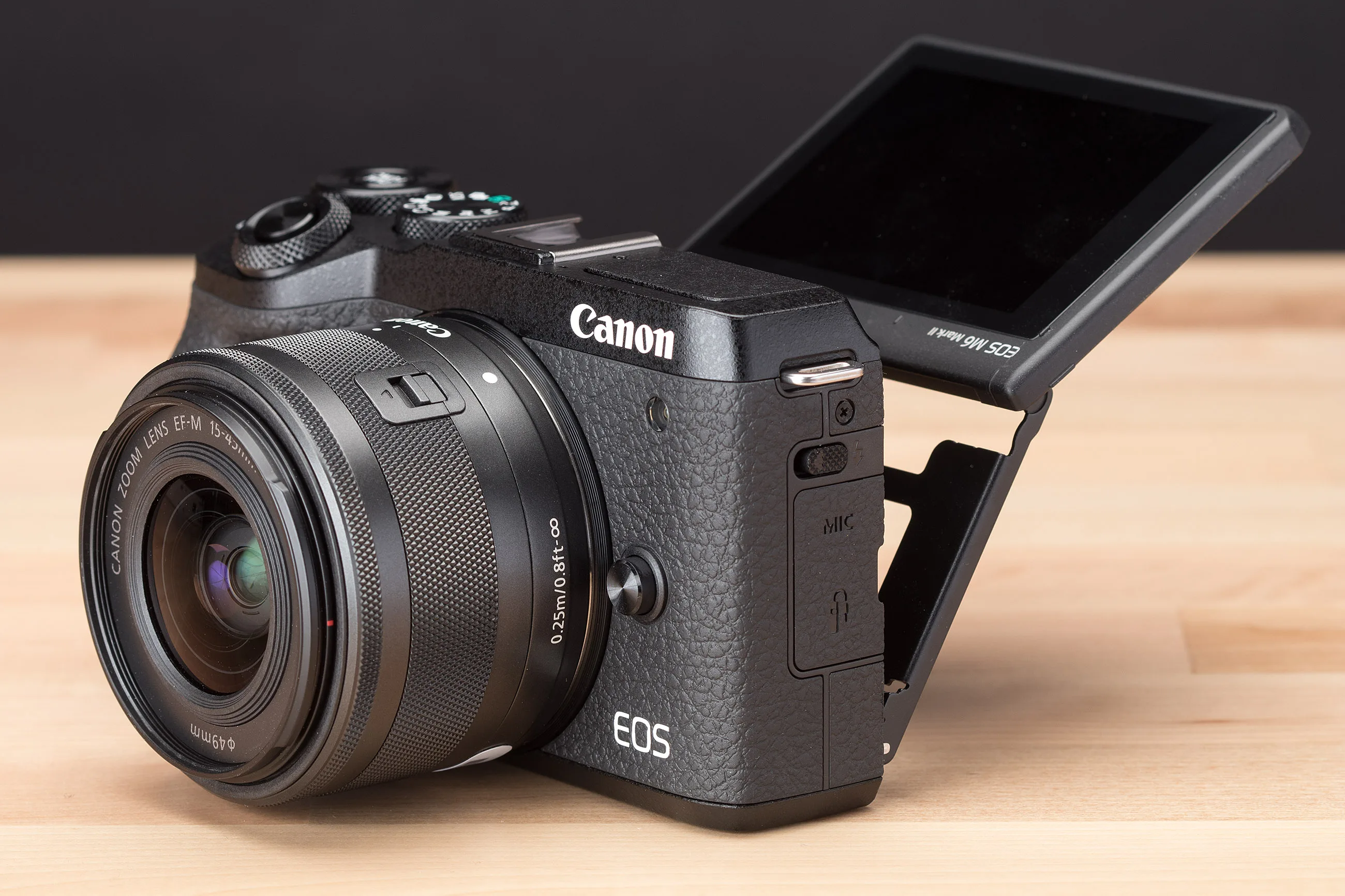 Canon EOS M6 Mark II Mirrorless Digital Camera & EF-M 15-45mm f/3.5-6.3 IS STM Lens - Black ► Photo 2/3