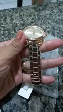 CURREN reloj de oro de las mujeres relojes de señoras creativa de las mujeres relojes de pulsera mujer reloj Relogio femenino Montre Femme
