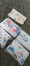 Entrega rápida 50 Uds máscara de niño una caja de dibujos animados de los niños, máscara desechable 3 capa niño chico de higiene espesar cara máscara de la boca
