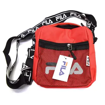 

Красная спортивная сумка FILA