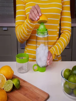 

Bottle соковыжималка lemon cap (green) (volume 0,83 L)