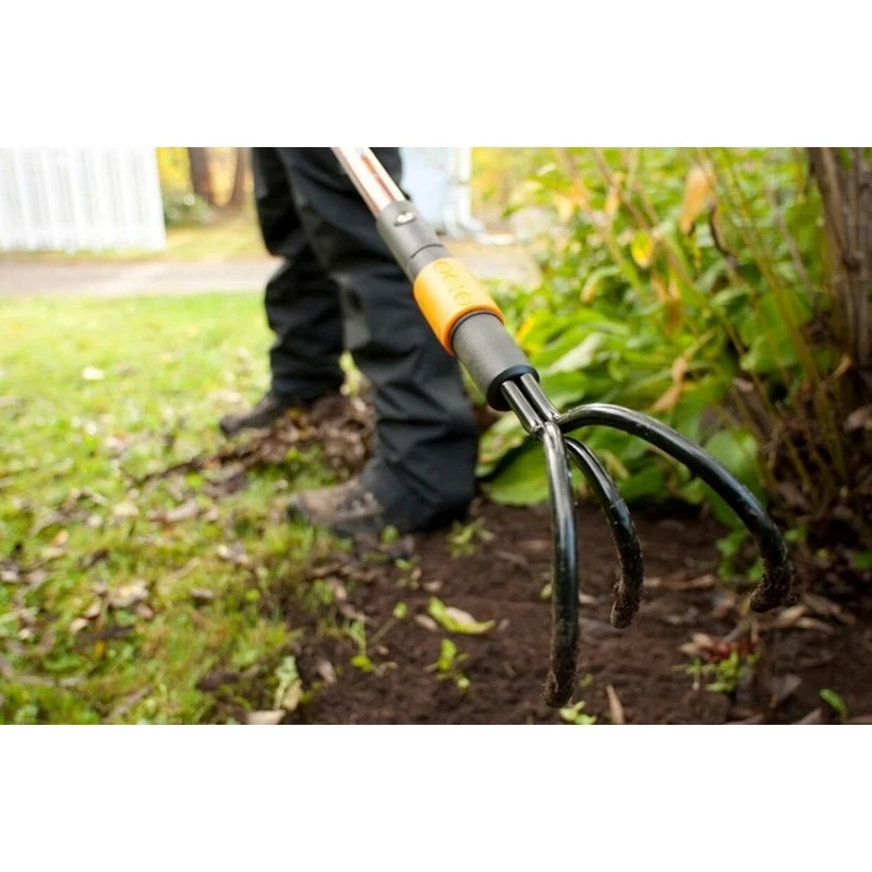 Насадка-культиватор Fiskars QuikFit™(1000680