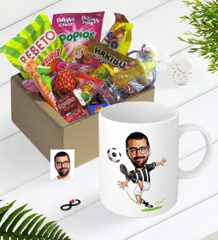

Personalized Black White Football Player Caricature Of Nostalgic Lezzetler Mug set