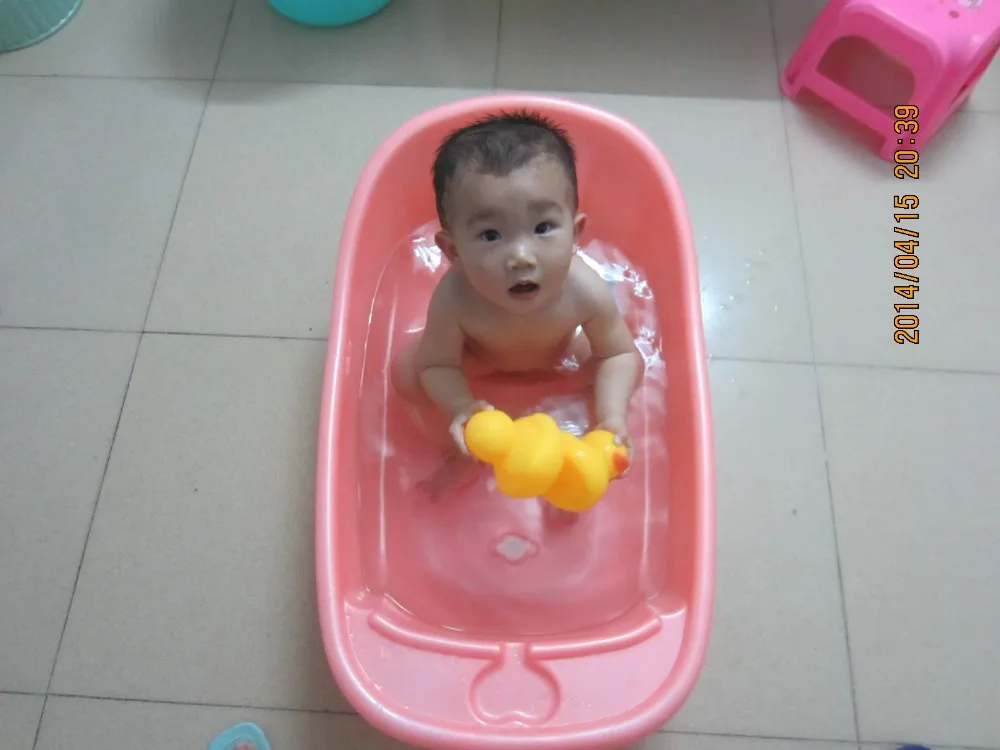 top Baby & Toddler Toys Cute Rubber Yellow Duck Bathtub Bath Water Toys for Baby Kids Classic Toys Swimming Pool Decoration Press Squeak Duck Model baby toddler climbing toys