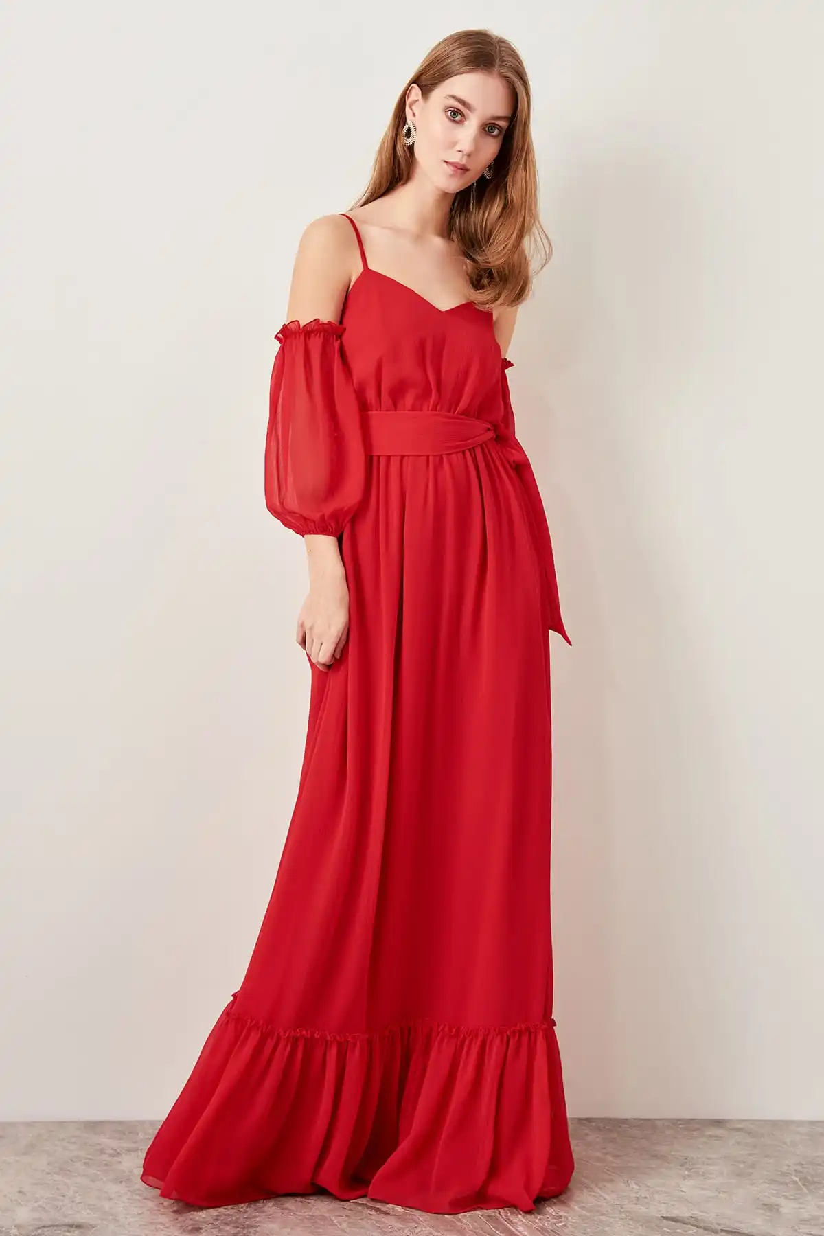

Trendyol On TPRSS19FZ0048 shoulder Red Evening Dress