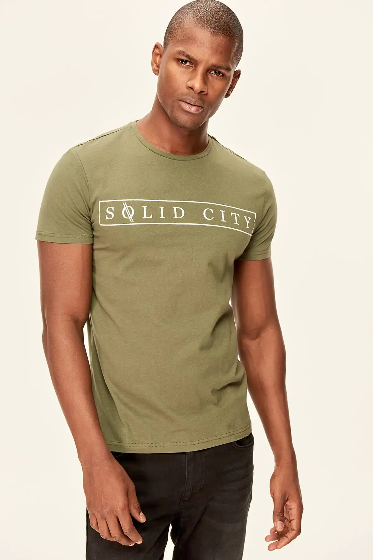 

Trendyol Men's Genuine Men's Slim Fit Printed T-shirts TMNSS19BO0045