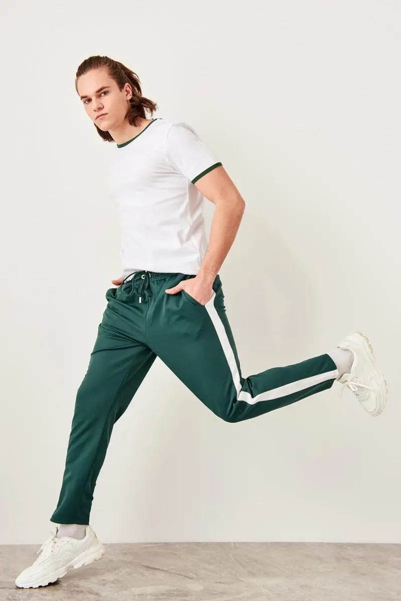 

Trendyol Emerald green Men Stripe Sweatpants TMNSS19SE0066