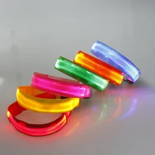 Светодиодный спортивный ремешок на запястье светящийся игрушечный браслет светильник светящийся браслет вечерние часы