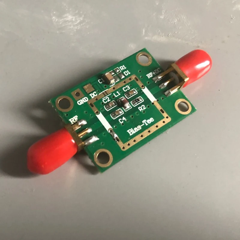 

RF Biaser Bias Tee 10MHz-6 GHz 6000 MHZ FOR HAM radio RTL SDR LNA Low Noise Amplifier working voltage :DC1-50V
