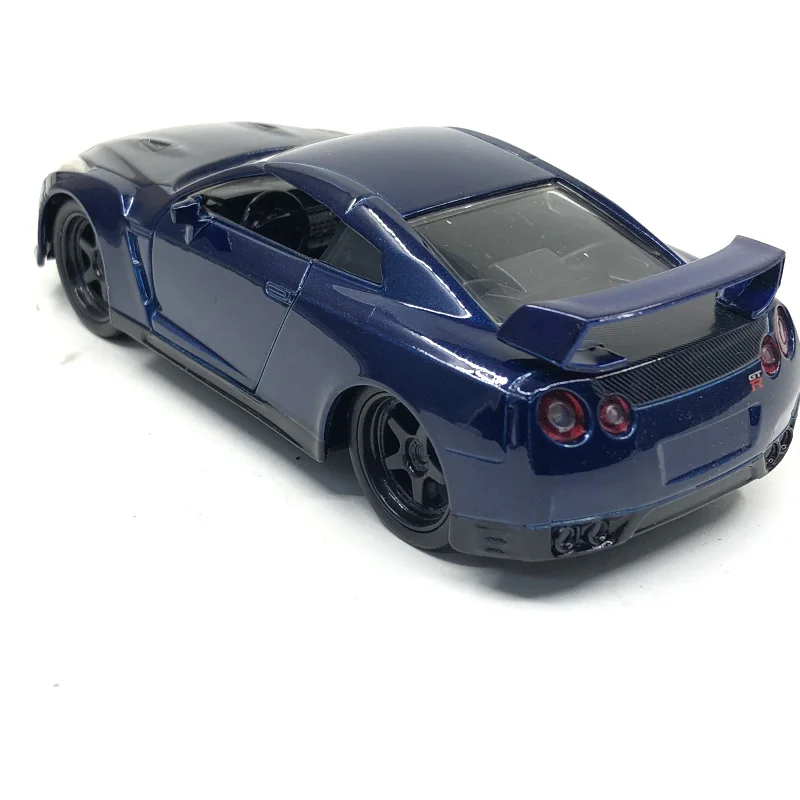 

1/32 New Special Die-cast Metal Grenade GTR R35 Desktop Decoration Collection Model Toys For Children Oyuncak