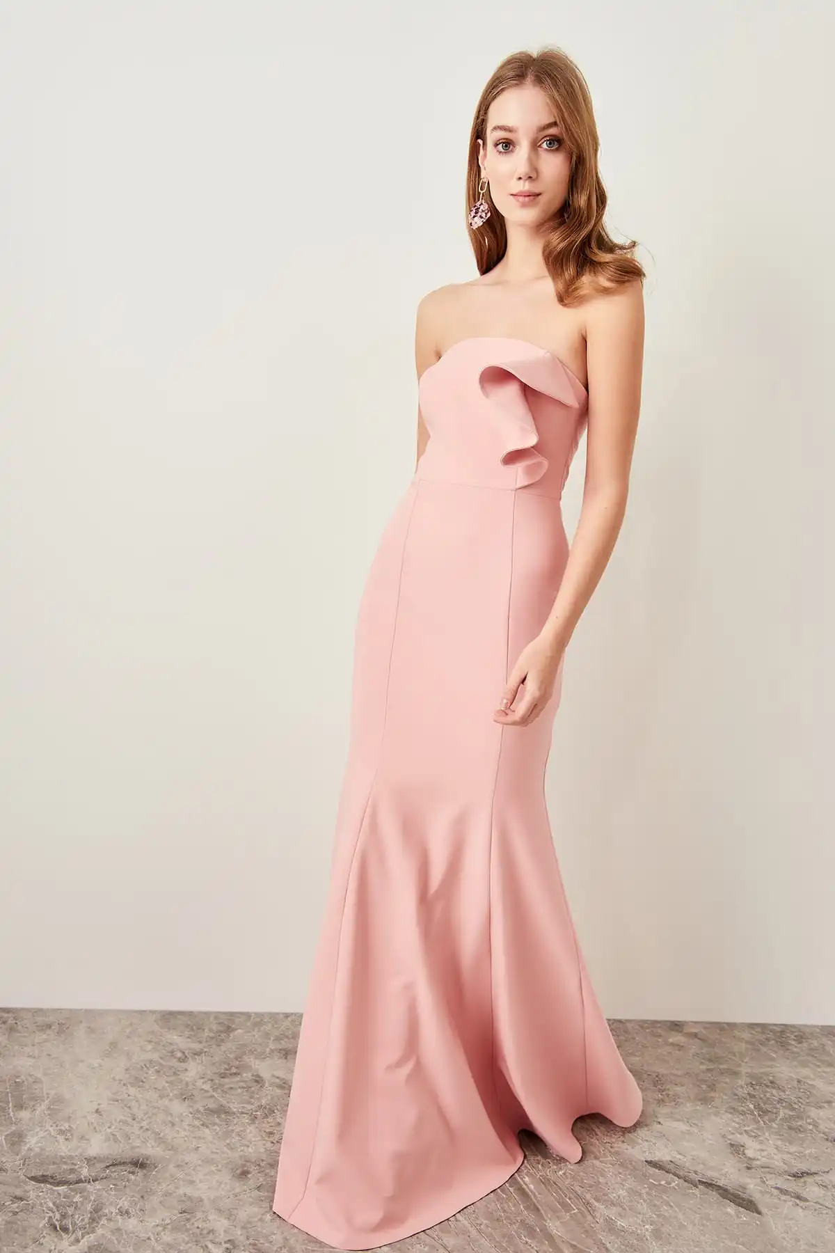 

Trendyol Advanced Powder Collar Evening Dress TPRSS19BB0129