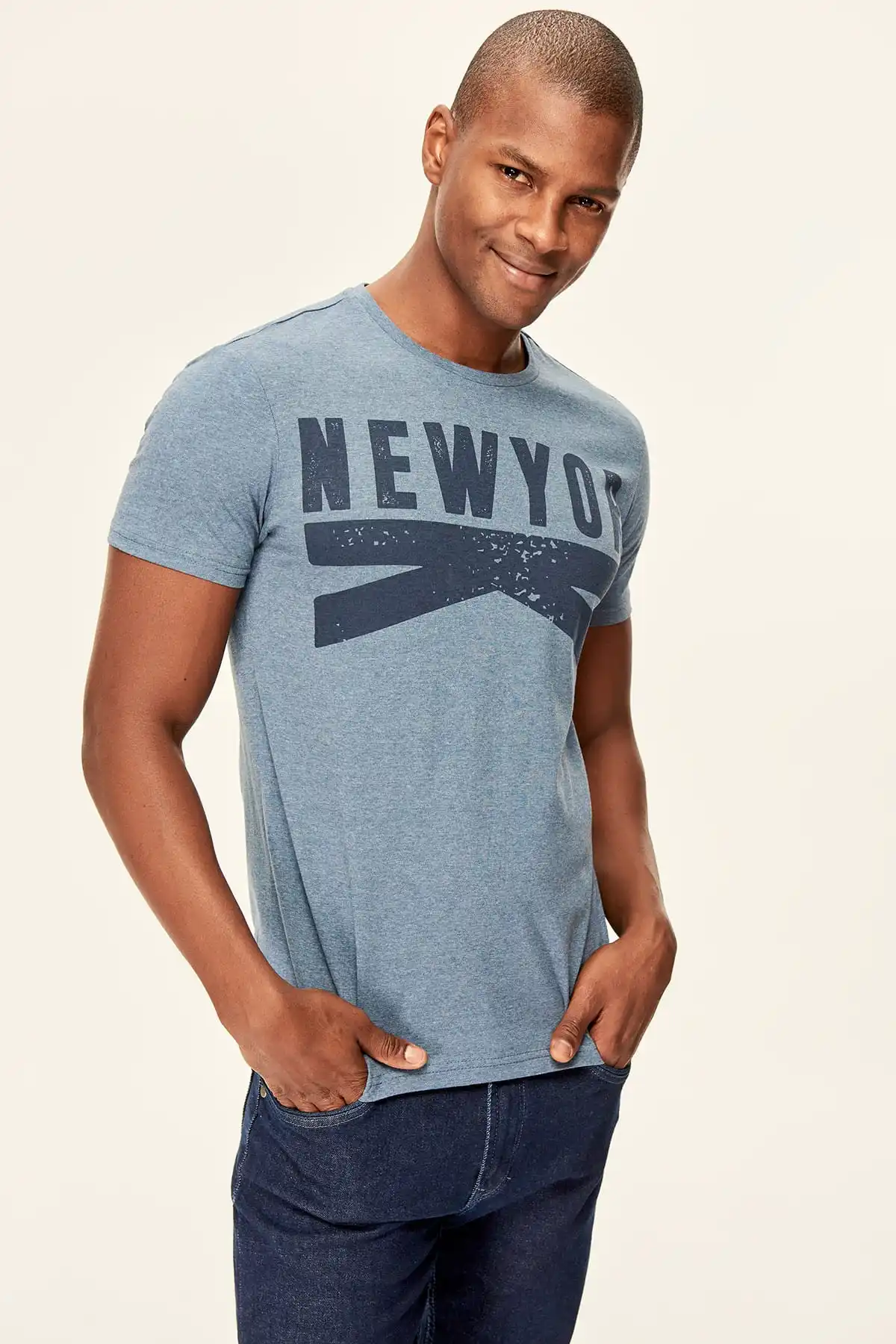 Trendyol Male Blue Men Slim Fit Printed T-shirts TMNSS19BO0042