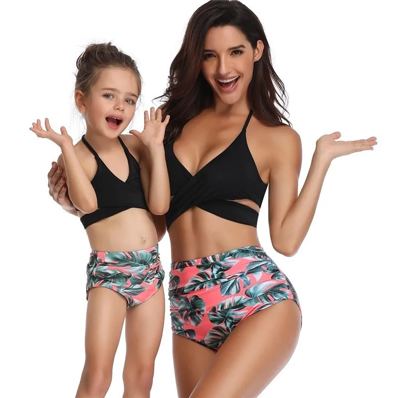 

Mother And Daughter Scroop Neck Swimwear Family Matching Kids Swimsuit Girls Cross Knotted Thong Bikinis Baby Women Bathing Suit